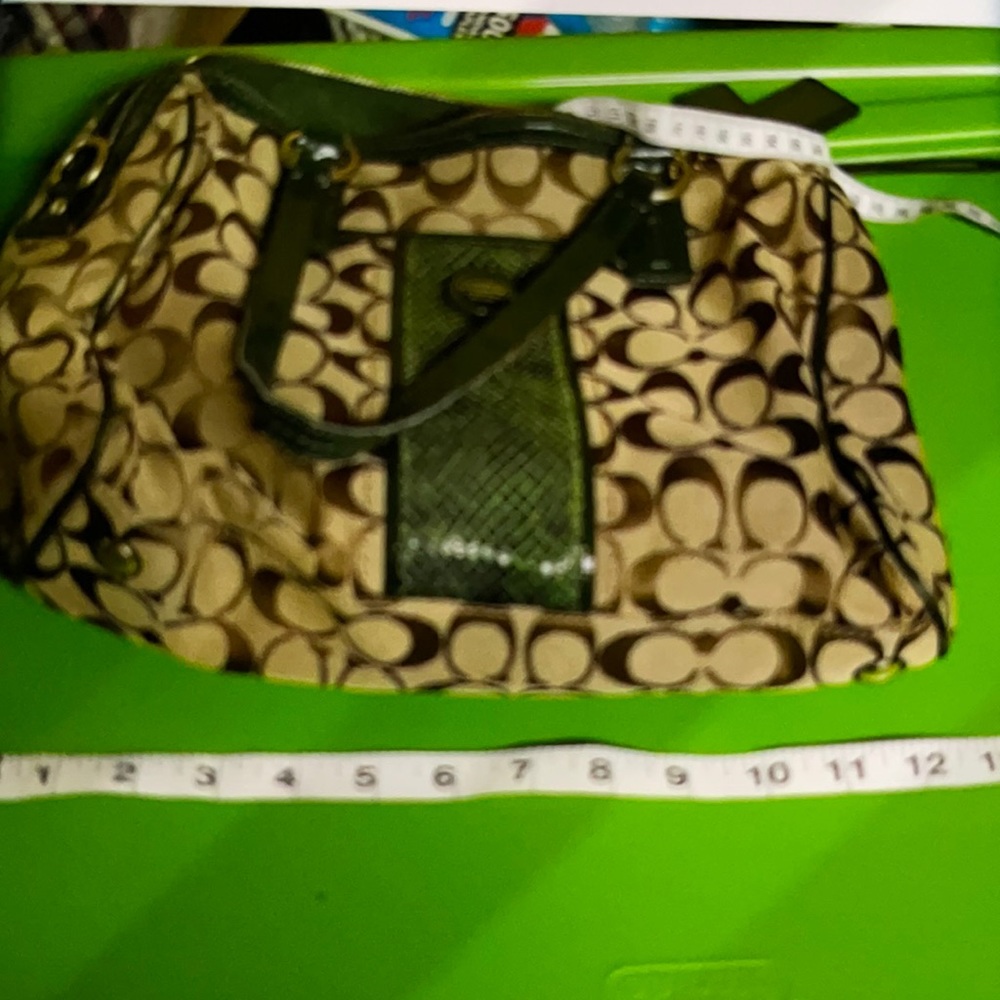 MOVING SALE NO HAGGLING AUTHENTIC COACH F24884 BROWN/GREEN SIGNATURE C’S BAG